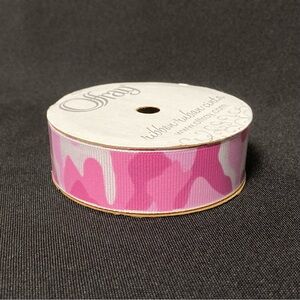 ⭐️ Offray Pink And White Camouflage Grosgrain Craft Ribbon 7/8” x 108”